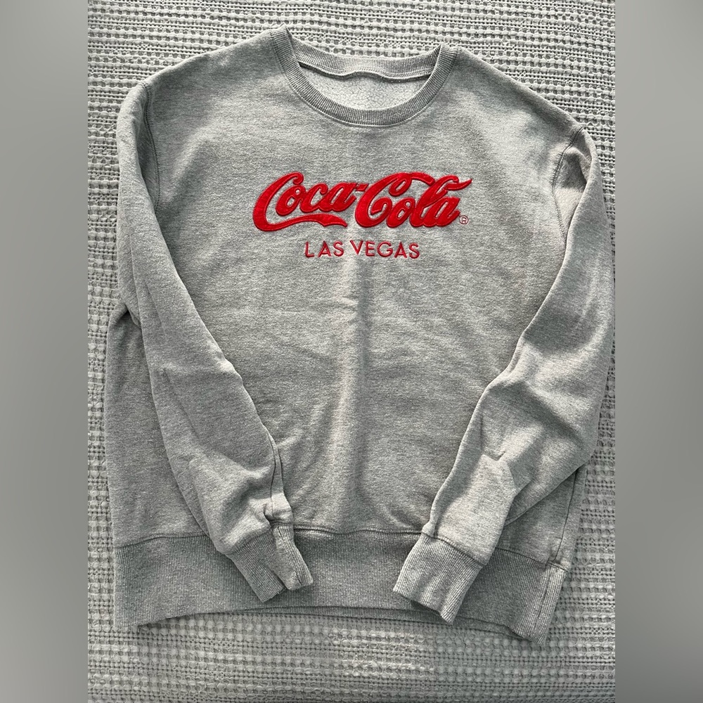 Coca Cola Las Vegas Crew Sweatshirt VEUC Gray